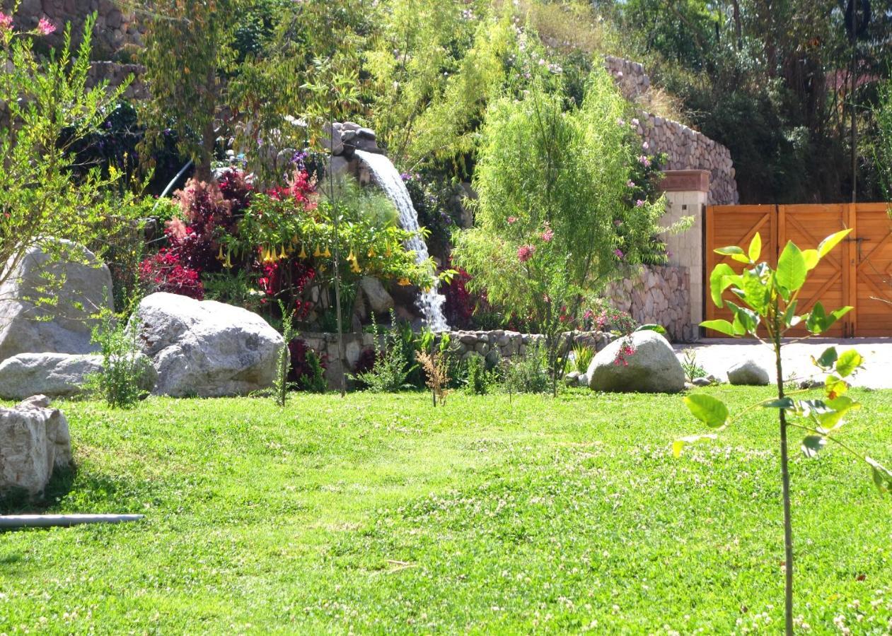 Taypikala Deluxe Valle Sagrado Urubamba Buitenkant foto